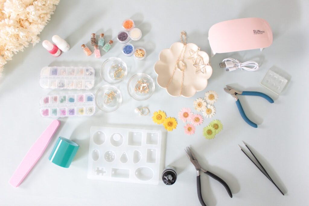 レジンアクセサリーの通販サイトを比較して選んだキットのイメージ